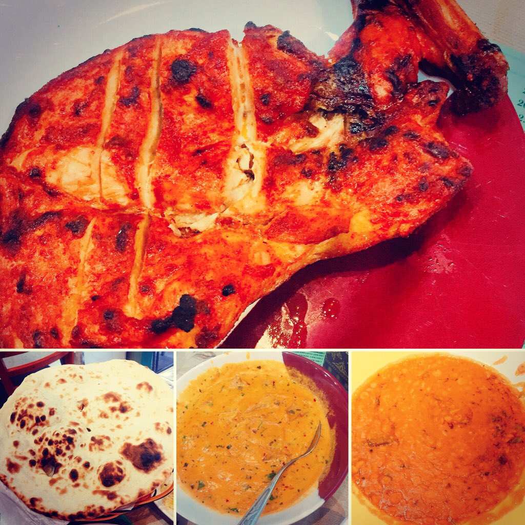 globetrotter_SA's tweet image. This is a simple street food dish called samusa chat at Raoof Sweets Restaurant. It’s not about god spelling but more about the explosive flavours. #traveleditorlife #globetrotter #sweetandsimple #foodie #dubaionabudget #emirates @iol_lifestyle @arabianadventures @dubai @emirates