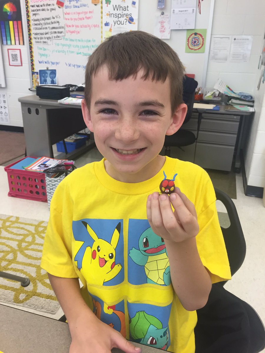 blairmlindsey's tweet photo. 5th graders make clay characters for Stop Motion videos! #OneRCE #rceSTEAM @RCESLex1 https://t.co/cFuOPxwTqW