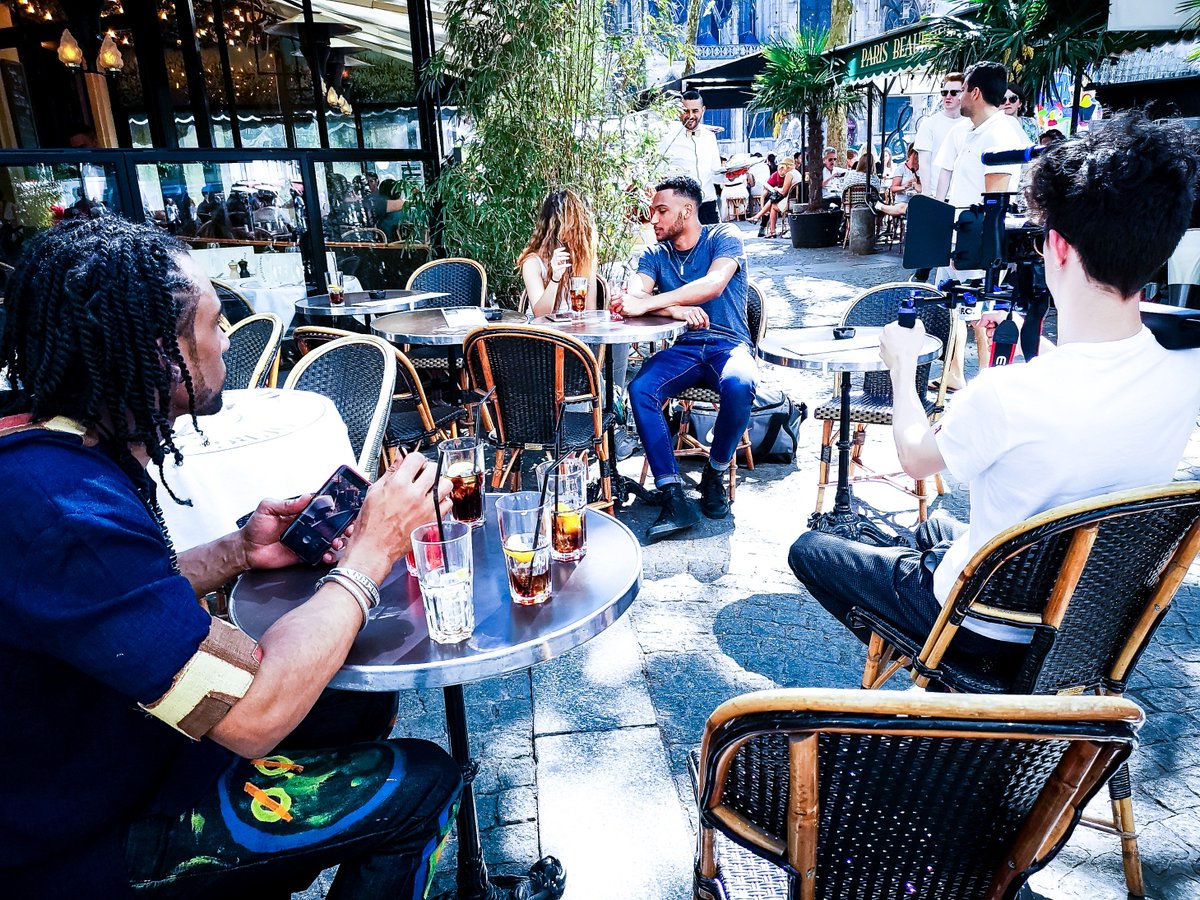 Apollojofficiel's tweet photo. ☀️Journée de tournage hier pour mon prochain #clip ! 🎬
Restez connecté ça arrive très vite ;)
Big up à toute l'équipe ! Avec une mention spéciale à nos acteur Stanley et Melvina !
#Reggae #ReggaeMusic #ApolloJ #Music #Sun #Paris #Clip #Video #Love #Guinee #Conakry https://t.co/pTUuHNxuXK