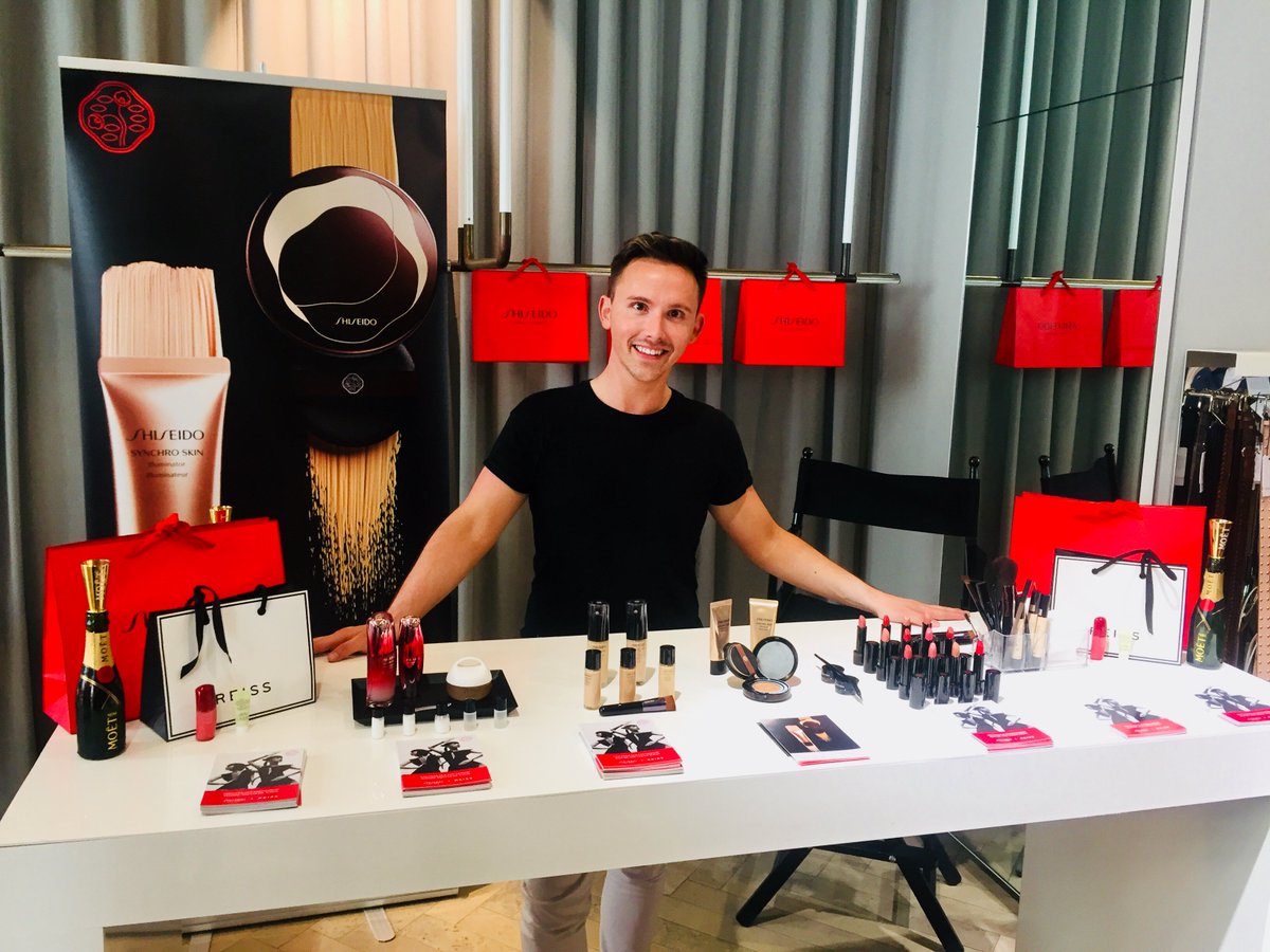 Shiseido_UK's tweet image. Meet our National #Skincare Expert Tom at @REISS Barrett Street, London. #summerisnow #shiseido #partnership ❤️
