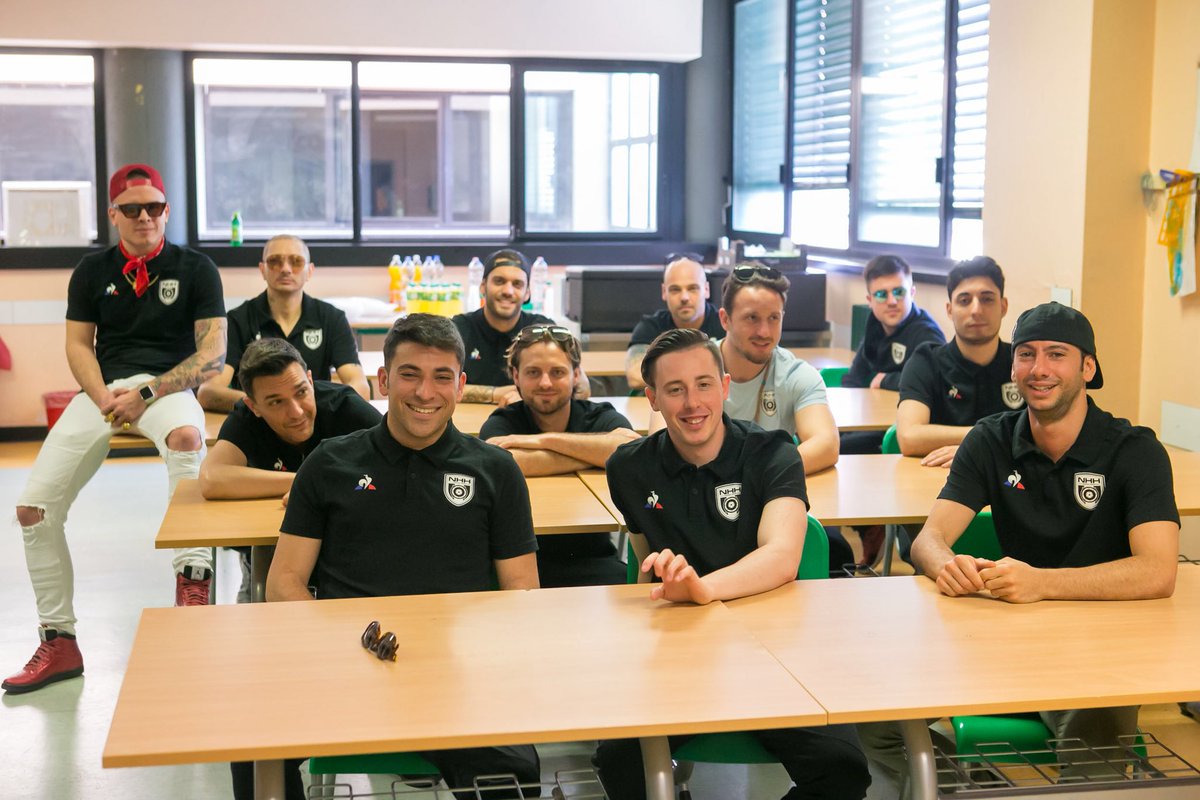 NazionaleHipHop's tweet photo. Back to school!!! Fantastica esperienza ieri all’Istituto Versari di Cesano Maderno! Ragazzi fantastici! @EthosProfumerie @lecoqsportif https://t.co/VOKbeAK6V6