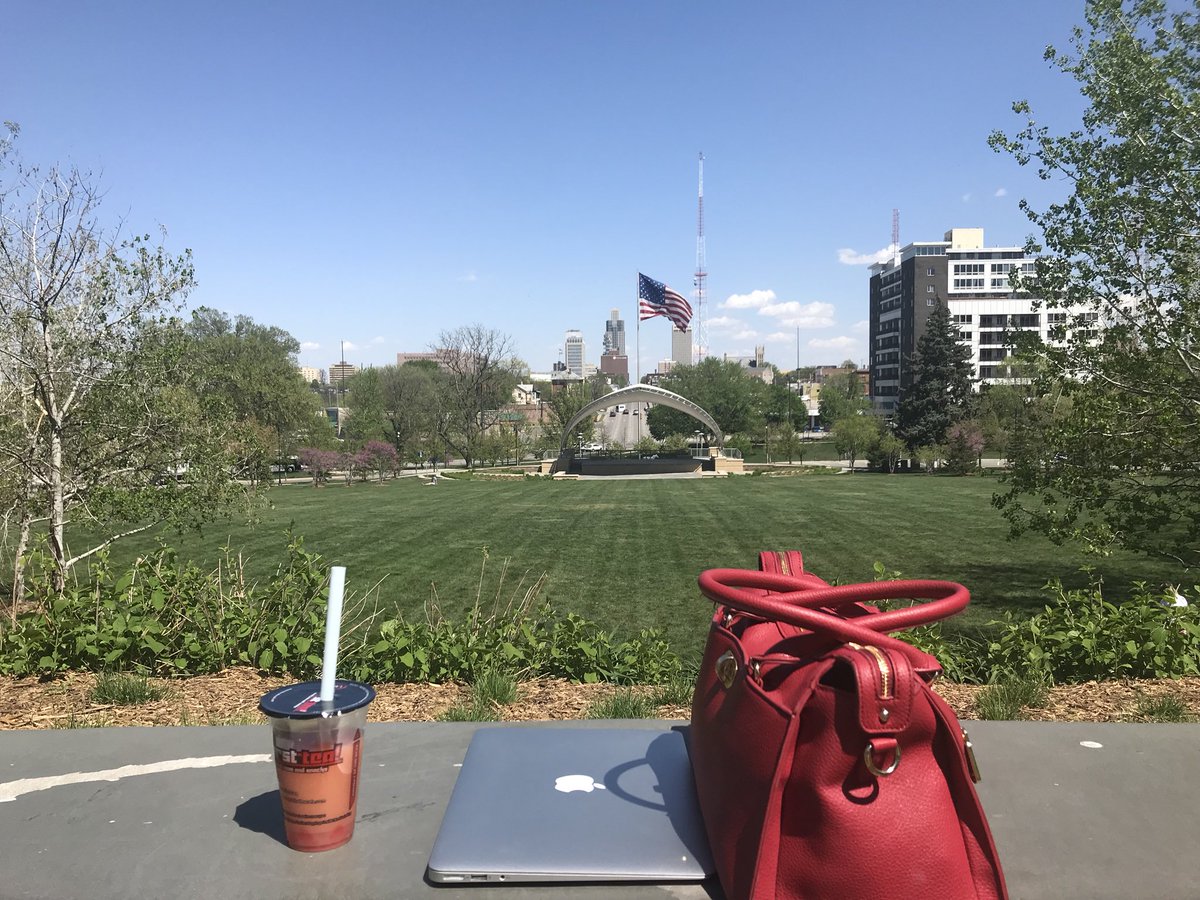 OmahasAngel's tweet image. Aaah. #sprummer Spring + Summer #omahaweather #midtowncrossing