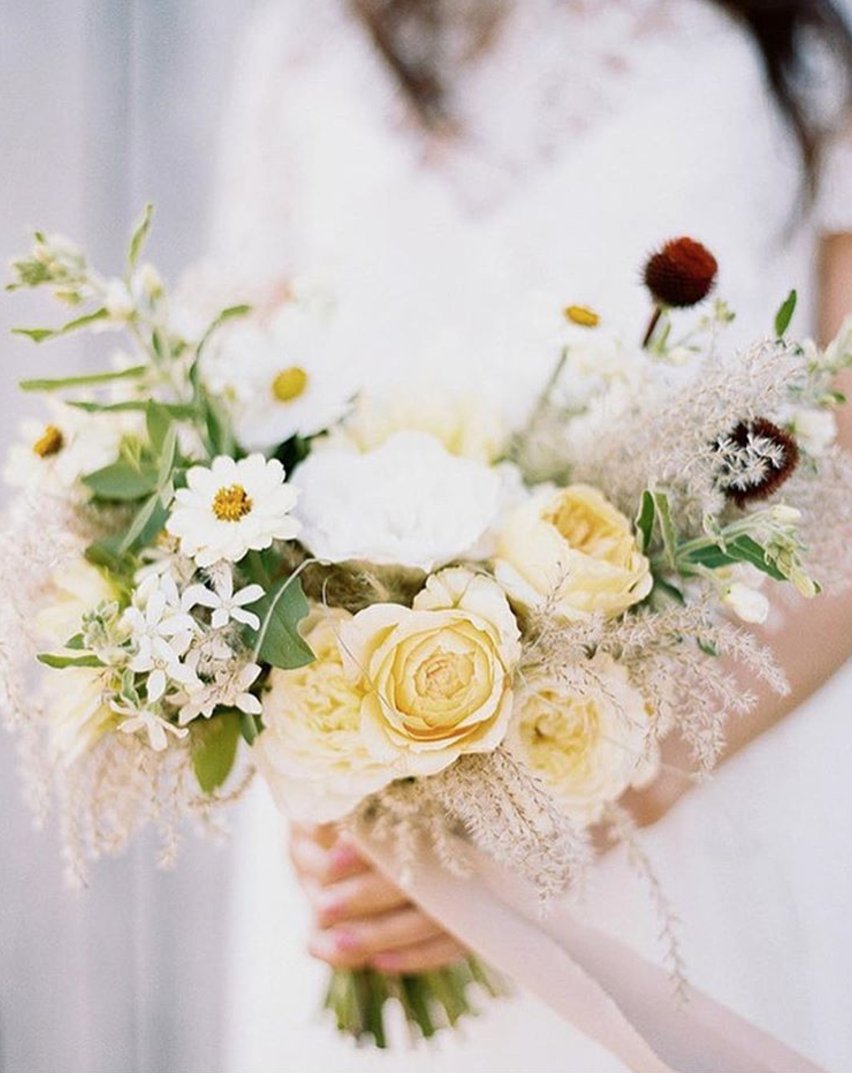 two_brides's tweet image. The perfect spring wedding flowers!!! Who is getting married this May?! 📸 @annapeter_s

#flower #flowers #flowerstagram #flowersofinstagram #flowerstalking #flowerlove #flowergram #flowerphotography

instagram.com/p/BiXxLVFlVIX/…