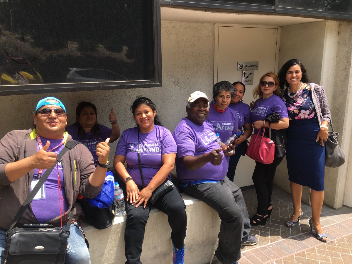 LAPromiseFund's tweet photo. For 20+ years, we has been offering vital resources to the students and their families of South LA. We are happy to report that @LASchools board has voted to extend our partnerships with @arts_hs, @west @WestAdamsPrepHS and #JohnMuirMiddleSchool. We appreciate all our supporters! https://t.co/pb5ln908Ry