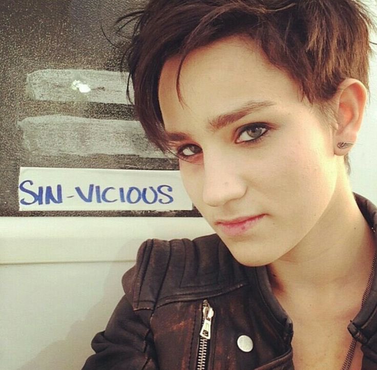 EnjoyLondon15's tweet photo. Bexiiiiiiie 😍 she is very very very pretty @IBexWeBex https://t.co/O6s5S1AruA