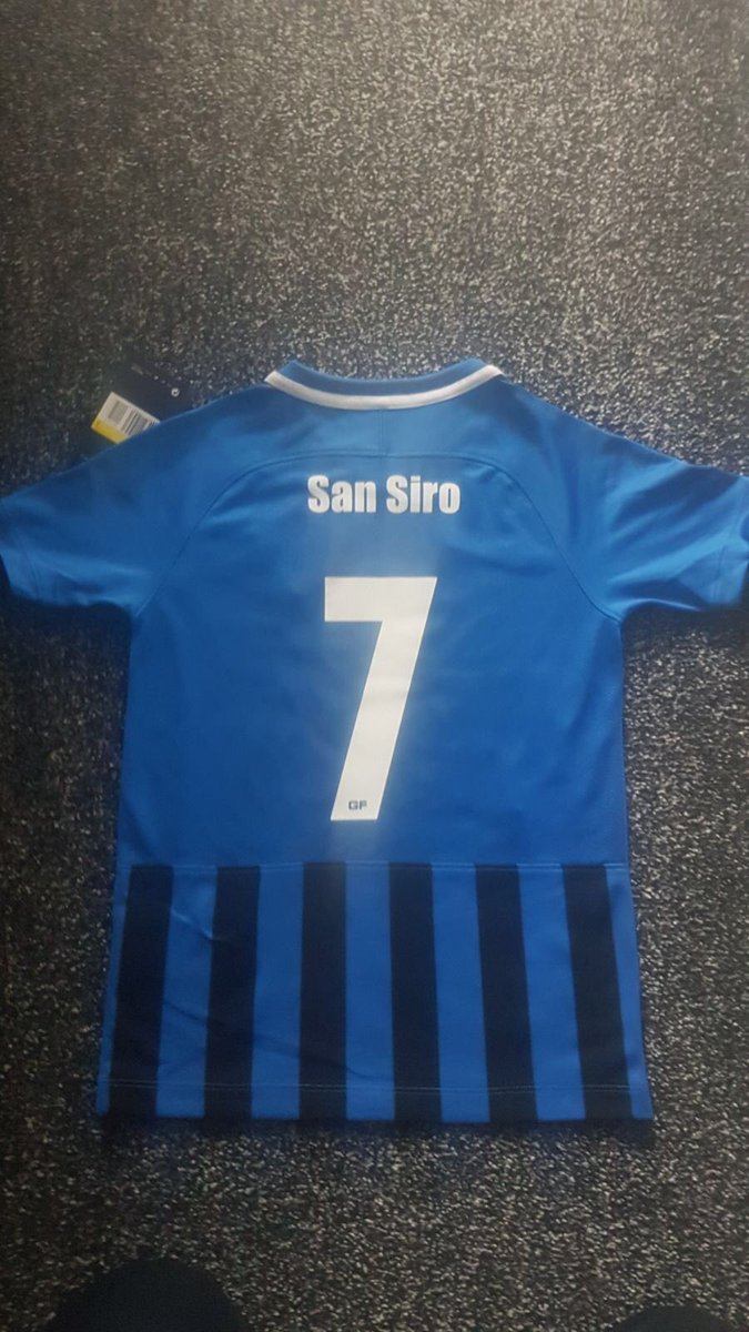 We are the proud sponsors of  @SanSiroACu6s everyone follow the youngest and latest additions to the San Siro family... they will have games every Sunday when the league starts at the NAC in Netherton everyone welcome to watch , mite even spot a few celebs there 😜