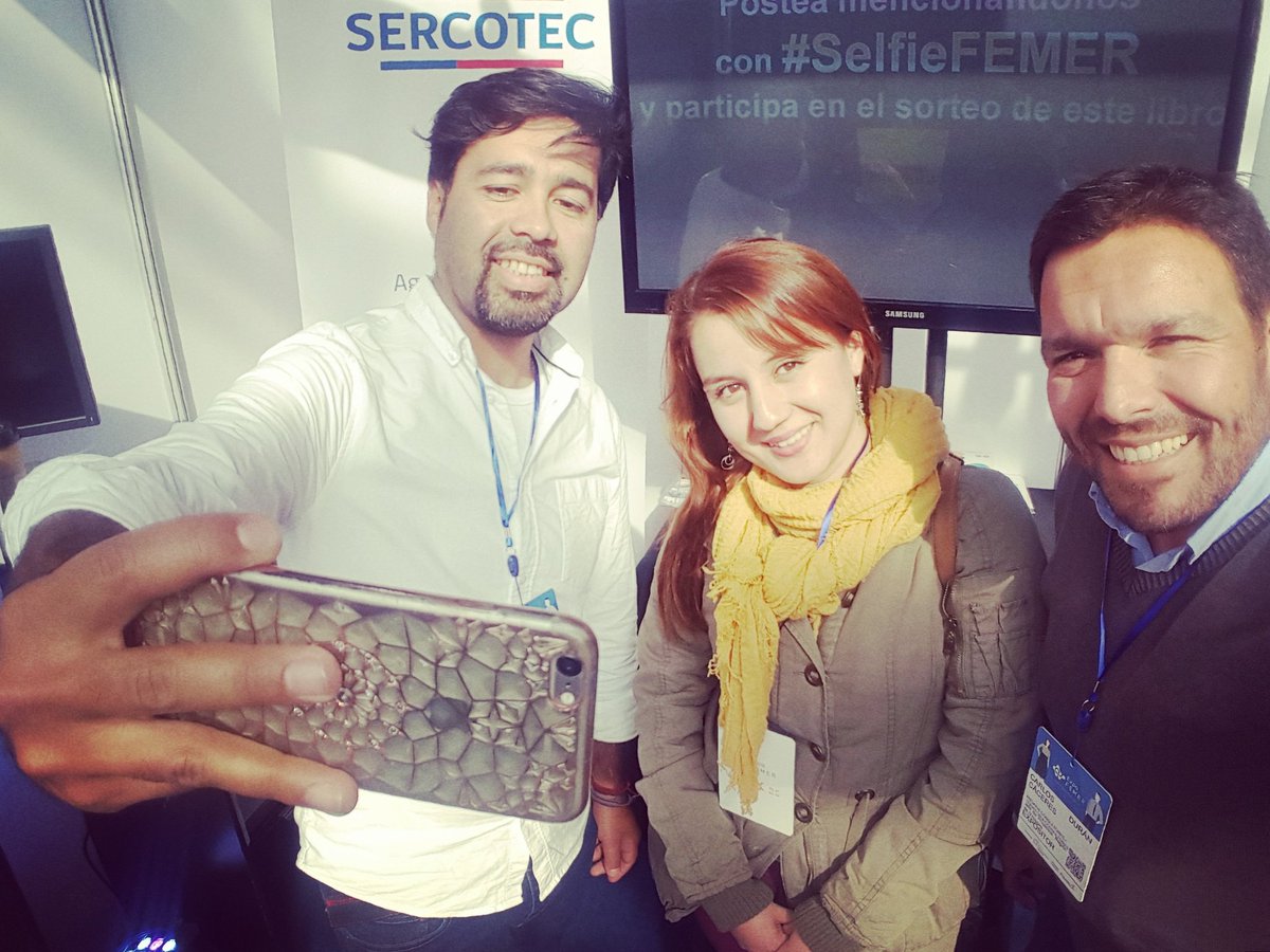 Ma. Jesus de la <a href="/maipu_chile/">Municipalidad Maipú</a> nos visitó ...y participó de nuestra #selfiefemer hablando de #Innovacion @expofemer #Proaxis