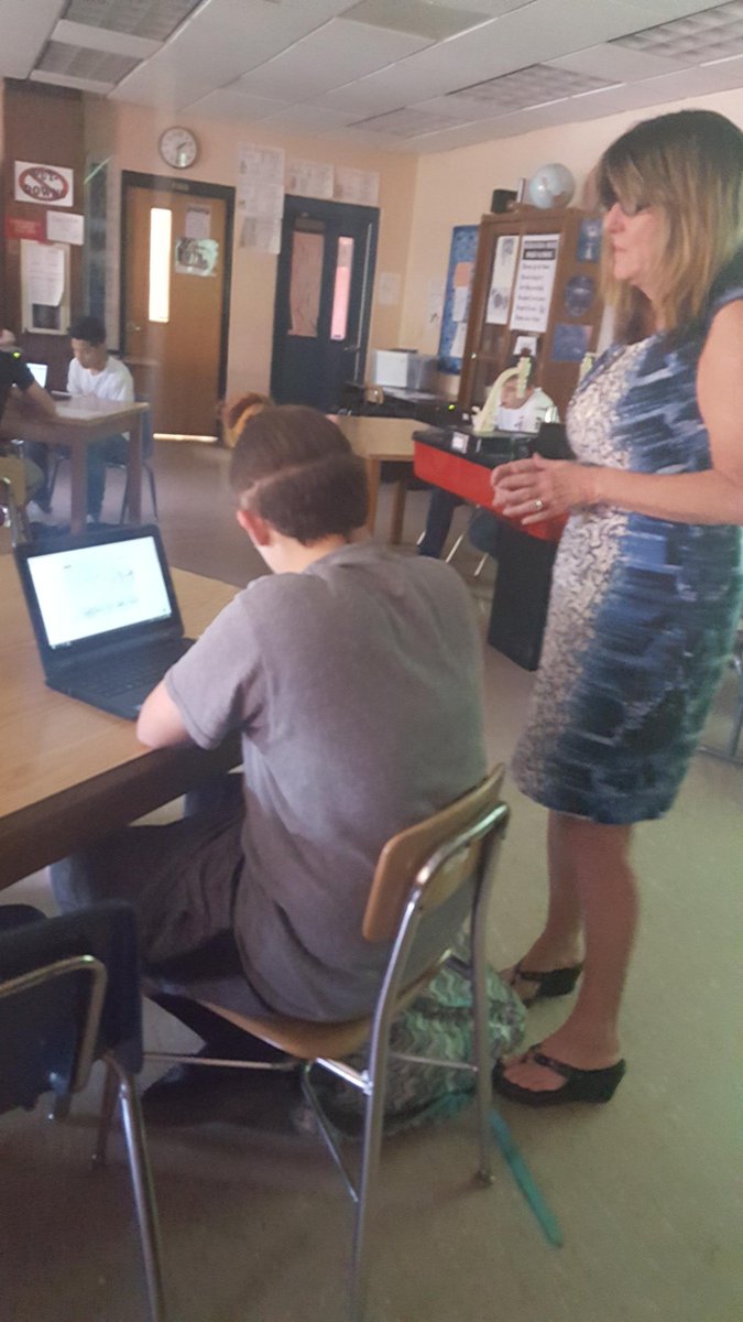 libby_diehl's tweet image. Ss in Ms. Kaser&apos;s Biology classes are using @ExploreLearning #Gizmos Mystery Powder Analysis Lab to identify substances found at a crime scene @SRHS_SHARKS @IT_SDIRC #SPARK_IT