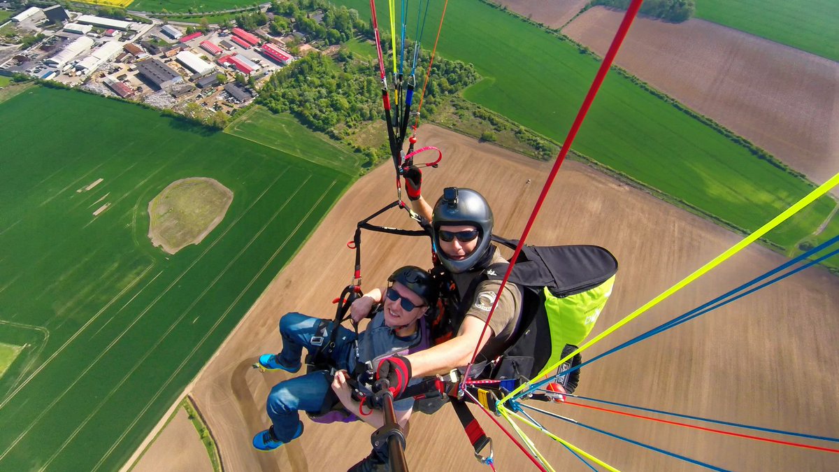 xcmats's tweet photo. Flying is great 😀 but sharing the experience 🐝 feels even better. 📷 https://t.co/Ft8RnX2auX #paragliding #tandemparagliding #sharetheexperience #airborne #pilotsview #paraglidinglife #aerial #aerialphotography #Wroclaw #Wroclove #weekendflights #freeflight #goodvibes #Poland https://t.co/YsbfKPFXqC