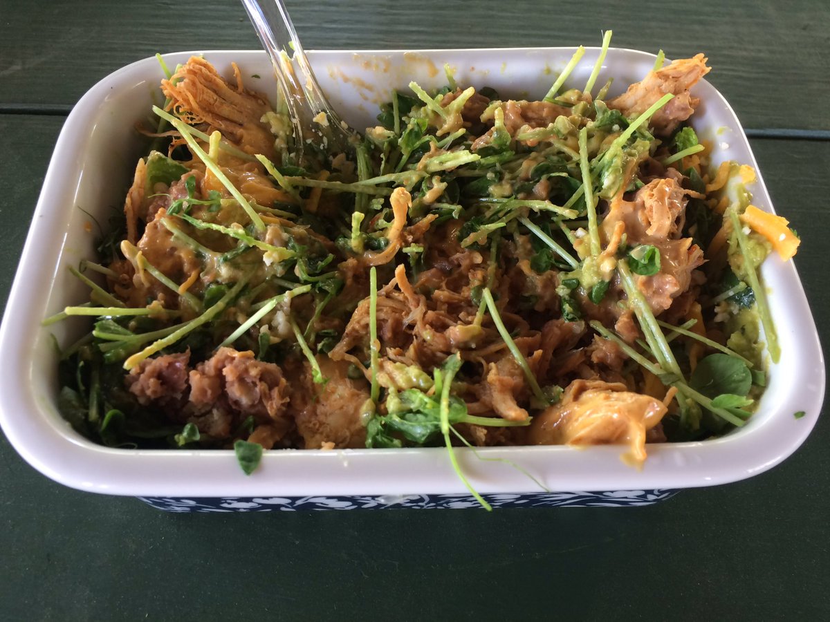 neverdungrowing's tweet photo. Microgreen chicken taco salad = Soooo good! Get your microgreens today or come see us Saturday at the Freight House Farmers' Market! #neverdungrowingco #microgreens #tacosalad https://t.co/PKFoGZxoQ6