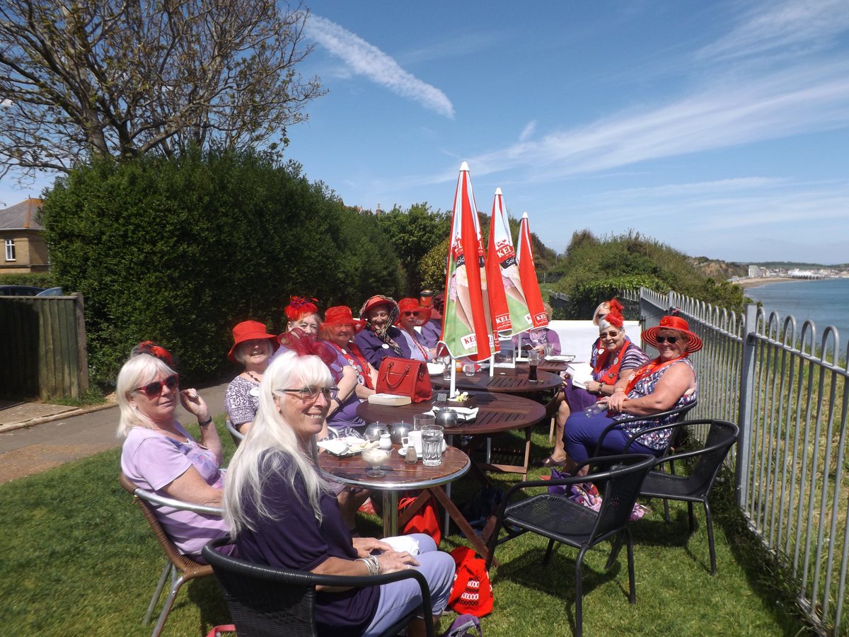 Blueberrys_cafe's tweet photo. Had a visit from the Vectis Belles today :) Great to see you ladies and we hope that you enjoyed your lunch with us :) #iow #redhatladies #vectisbelles https://t.co/udcFAFjtqV