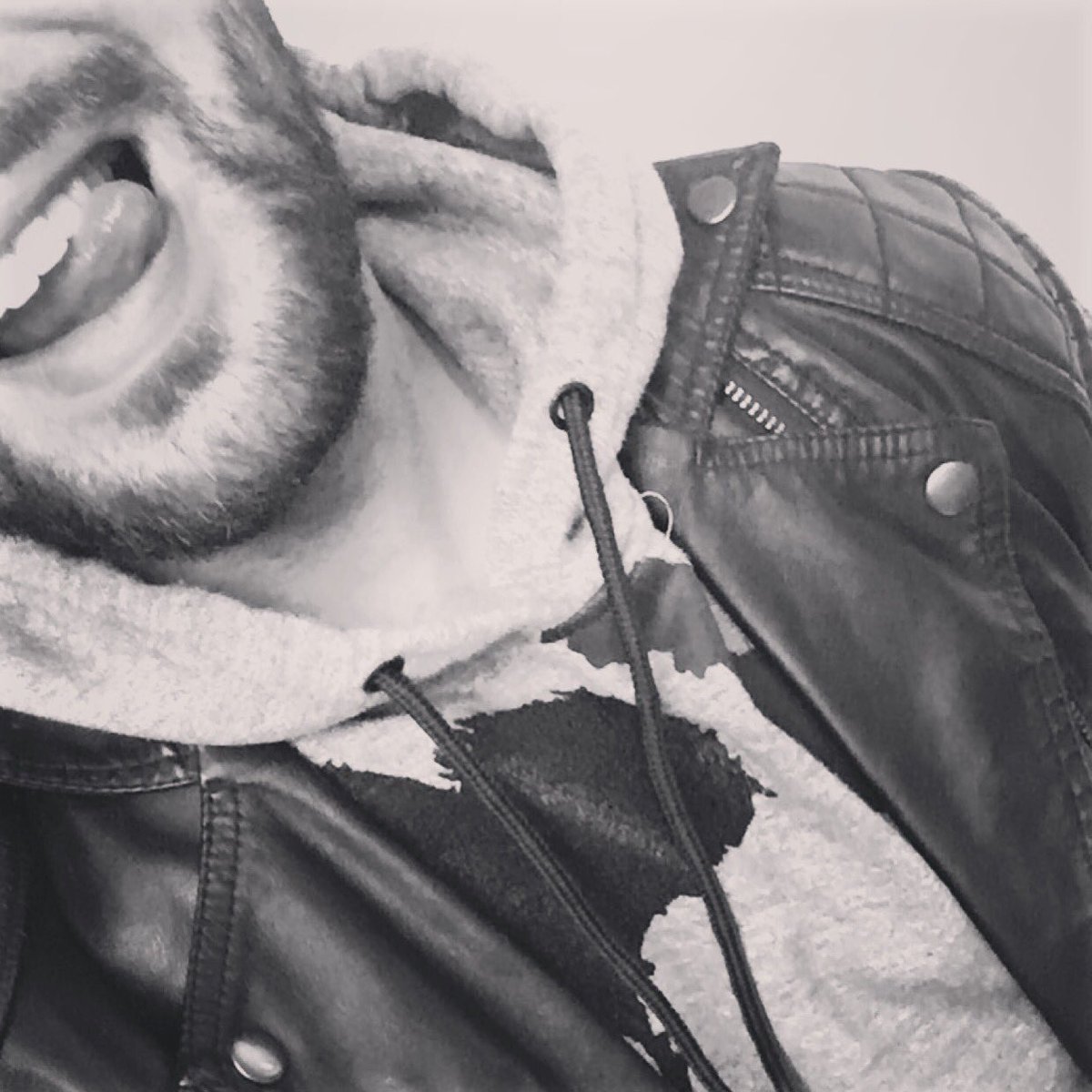 Zo20Blog's tweet image. Love, Laugh, Live 🤙🏼