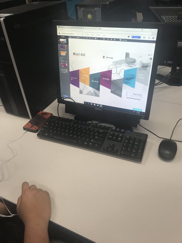 LibraryLlms's tweet image. Ss created invention research projectors @LLMSLynx #icoachesconnect