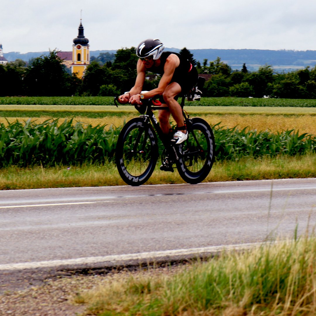 urban_as's tweet photo. We have to listen to our bodies — sometimes the hardest part is to back off and rest.

 #motivation #triathlon #marathon #raceday #restday #training #champion #noexcuses #workhard #bodygoals #motivation #beactive #urbanactive #inspiration #bigdreams https://t.co/Ol79GaskSm