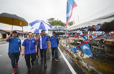 MediaLantang's tweet photo. Masa untuk Permatang Pauh sokong Cikgu Zaidi | Analisa https://t.co/C7X3CDVfh4 https://t.co/IbQp6fqiq2