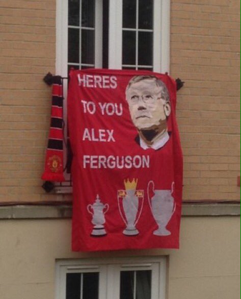 stuartcliffe1's tweet photo. Hope to get the #Ferguson flag down to #westham great to see he's on the mend #getwellBoss #mufc #SirAlex "HERES TO YOU ALEX FERGUSON" 🏆🏆🏆🙏 https://t.co/1m6ALTr7EE