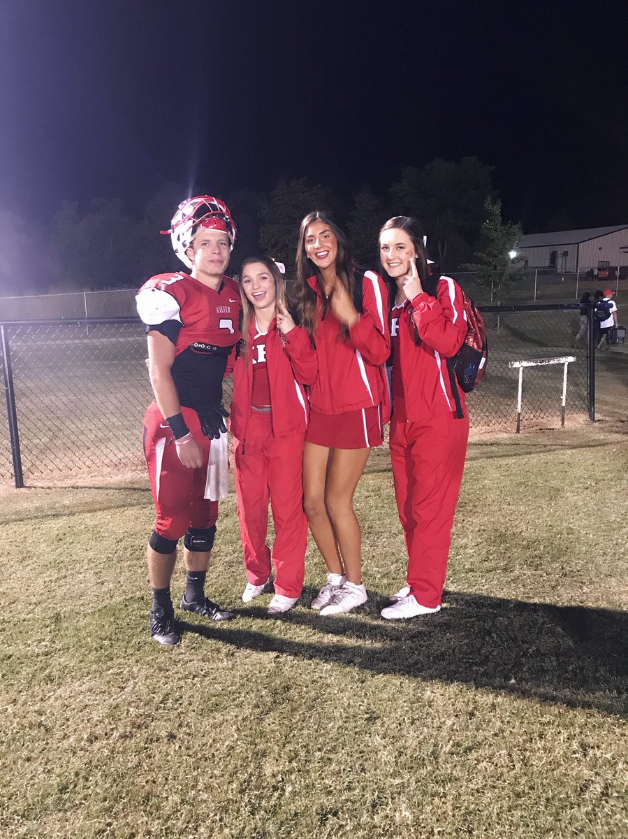 Dylan_wadley's tweet image. Man I'm gonna miss Friday nights with these girls😢 #3fam forever ❤️ love yall