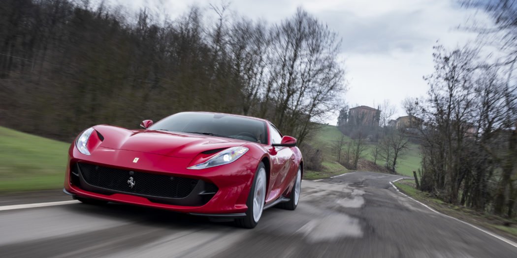 auto_app's tweet photo. Tutti i segreti sotto l'abito da sera della potente #Ferrari 812 Superfast, in attesa della nostra prova esclusiva - - > https://t.co/qBDT3uvXLA https://t.co/1sHiGV5ZMO