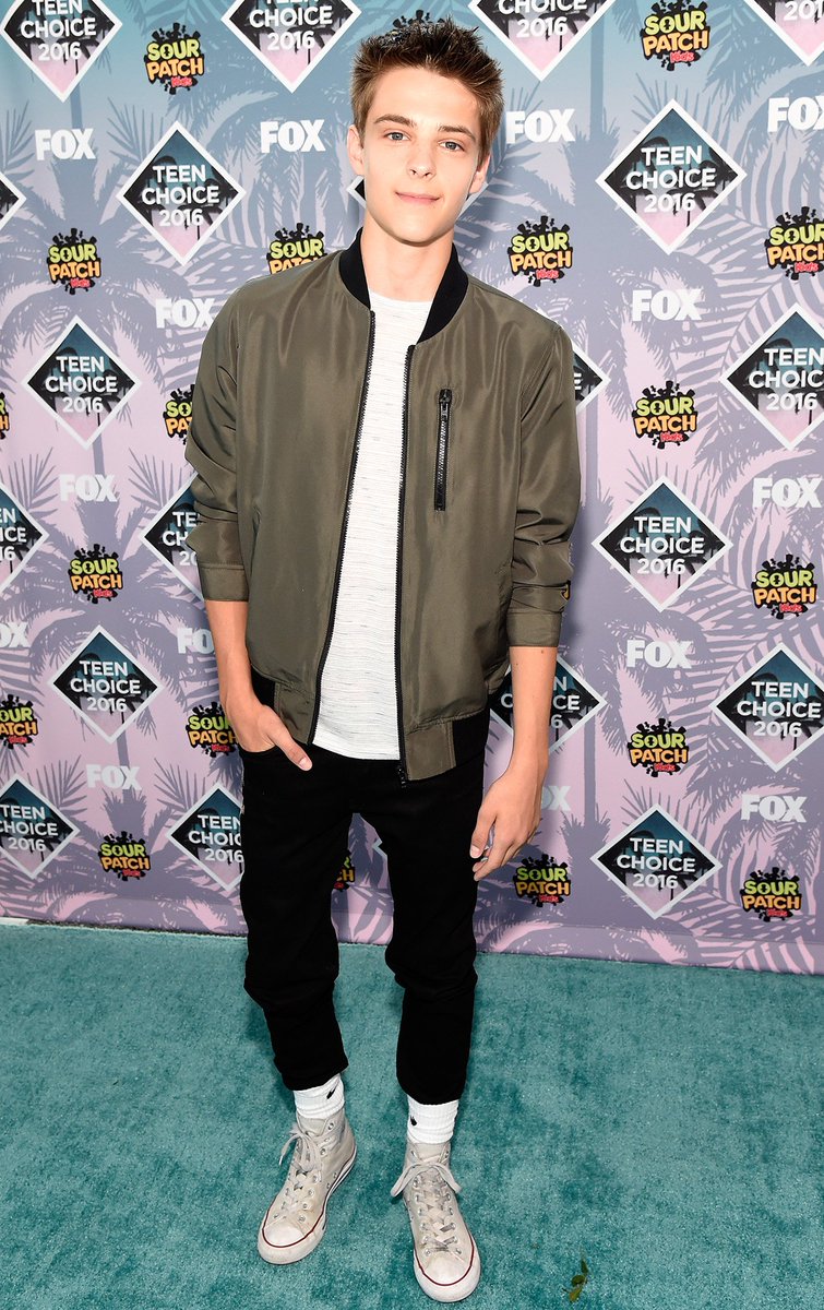 ysbnow's tweet photo. “It’s a realization that you’re enough”
Check out how #PrankMe star @coreyfogelmanis isn’t letting social media define who he is.
WATCH NOW:
https://t.co/tptyUTsJFV https://t.co/De6nRtxCyy