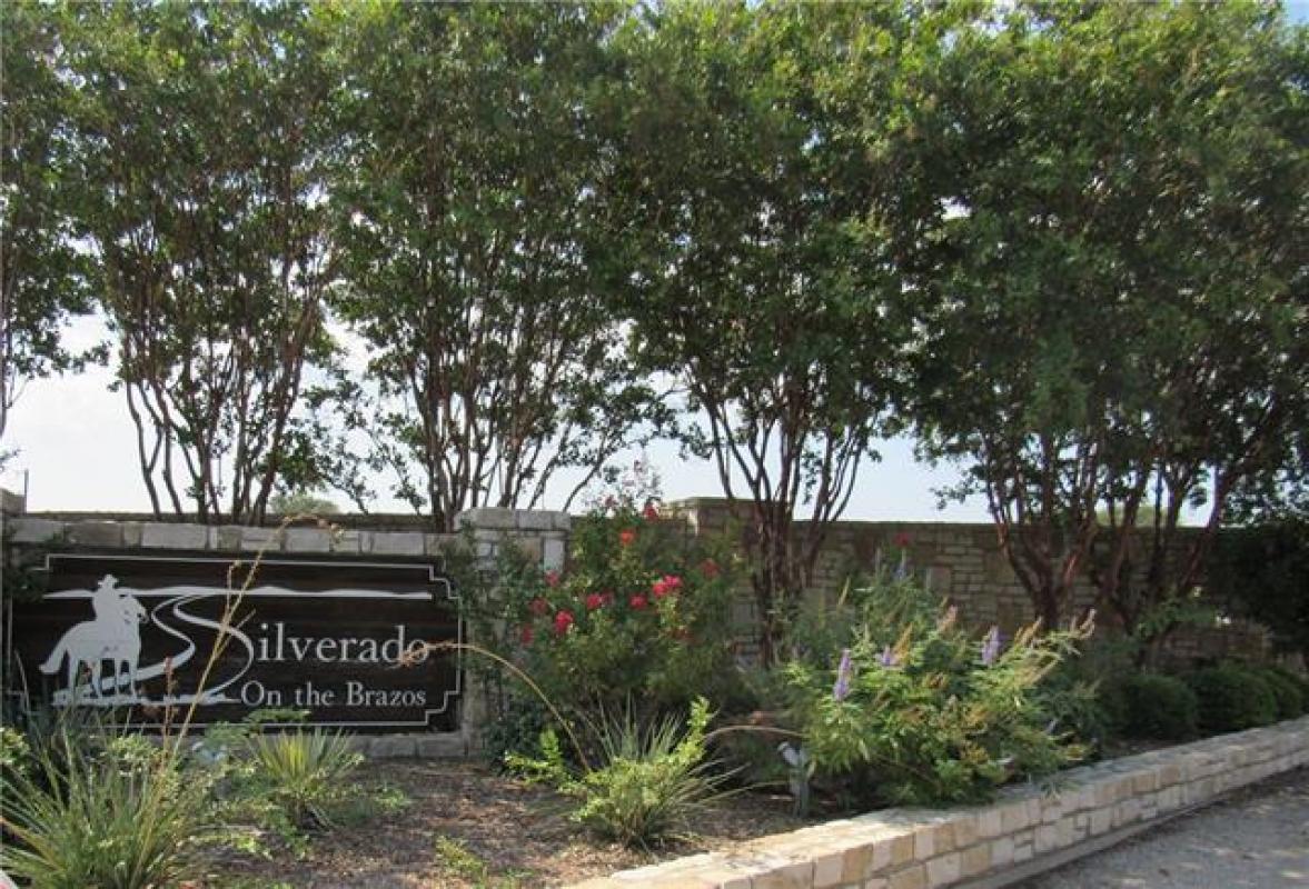 CBGranbury's tweet image. Brenda Pack would love to show you the #listing at Lot 10 Silver Saddle Circle #Weatherf... tour.circlepix.com/home/AGX8NR