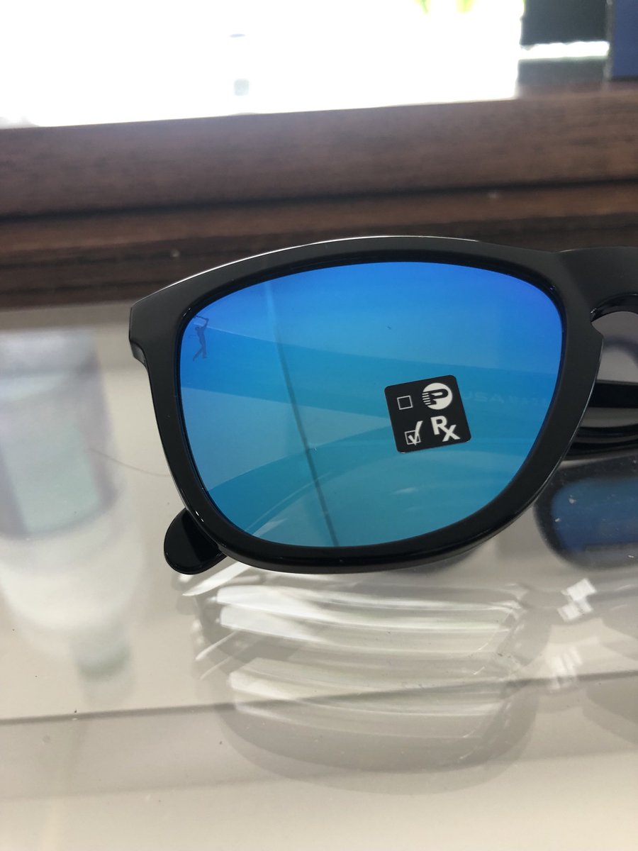 austincookgolf's tweet photo. Giveaway Time!! In honor of my first time to @theplayerschamp and my new partnership with @Oakley we are giving away a pair of limited edition Frogskins with #Prizm lens technology! RT, follow me and @oakley, we’ll pick a winner this Sunday!! https://t.co/9PlMqrHkvR