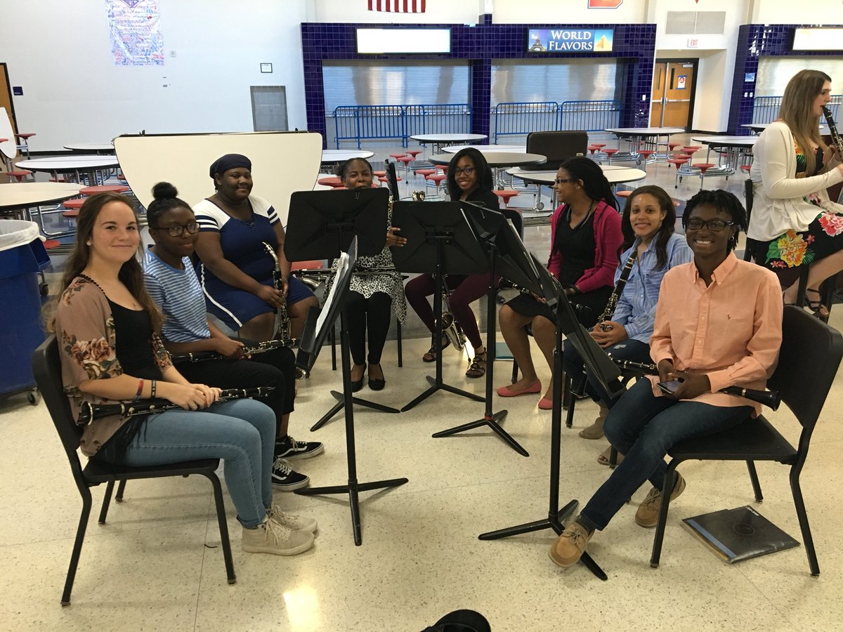 DrHarrisonElCid's tweet photo. For the Love of Music Band Dinner Showcase tonight @FDPatriot https://t.co/cK3ZQe2f9r