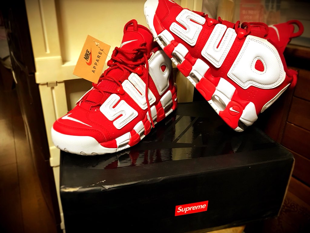kooonini's tweet photo. supreme×NIKE 
海外で5万で購入しましたが履く機会がないのでお譲りします！
3万でおひとつのみです！ https://t.co/jct1faA2Wk