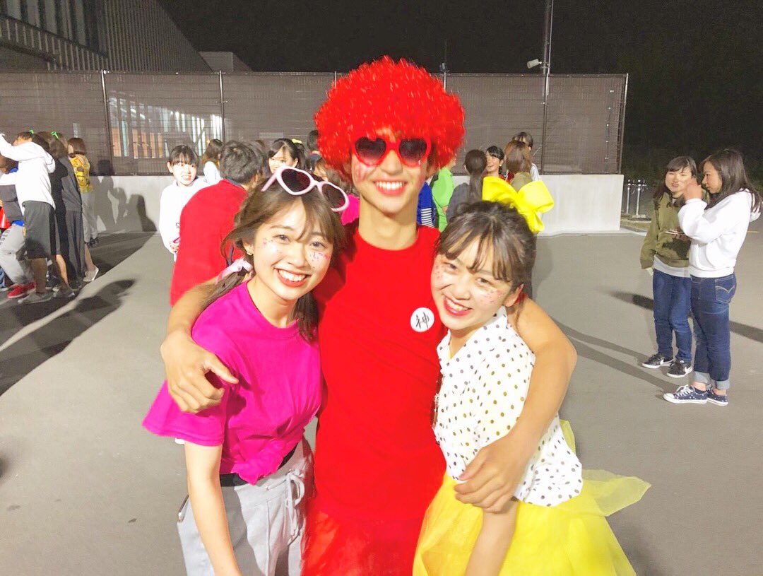 odorits's tweet photo. 13.14代目の初イベント‼️
りっつ的運動会❤️💙💛💚💗♡
みんなすっごくキラキラ笑顔でどのチームも盛り上がっていて最高でした✨
優勝は青チーム💙🏅🏆
おめでとう㊗️🎊🎉
イベ班もお疲れ様❤️
新入生まだまだ大大大募集中‼️
是非体験だけでも来てください😍
#おどりっつ https://t.co/SxxRzLHxy4