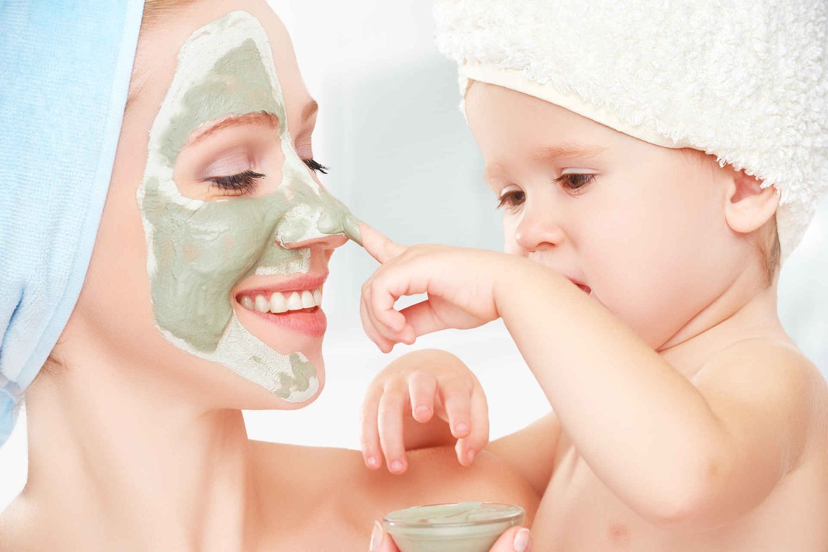 OasisSpaCalgary's tweet photo. Pamper #mom this #MothersDay with the perfect gift: BUY 1 GET 1 FREE FACIAL OR PEDICURE Promotion available for purchase until May 13th 2018. Give us a call 403.216.2747 or by email request@experienceoasis.ca https://t.co/LnuoMrUxw8  #gift #ideas #love #SPA #yyc @17thavesw https://t.co/Iu5qPN0qAt