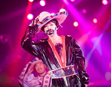 DcyAaxSWkAEfbD8?format=jpg&name=small