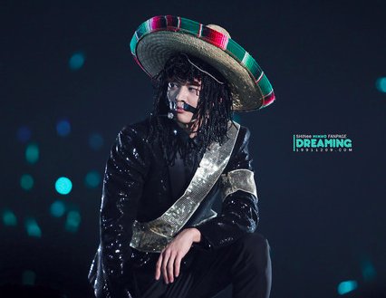 DcyAoGlX0AA9C6t?format=jpg&name=small