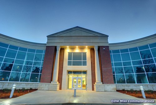 JeffVitter's tweet photo. .@UMResearchPark, our 19-acre research and business park in Oxford, provides a dynamic space where businesses can take full advantage of collaborative research, resources, and more. Since 2012, it's grown from one tenant to over 20! @IEDCtweets #MSEDWeek #EconDevWeek #EDW2018 https://t.co/rOzfZuwInF