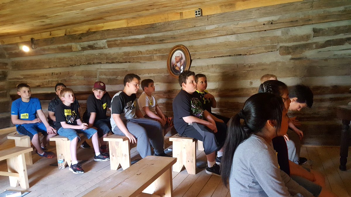 reddingschool's tweet photo. Our 4th grade students had a great time learning Indiana History through hands-on activities at the Jackson County Historical Center. #Soaring2Excellence #StingersUp #ReddingRocks https://t.co/dvvBVzdgaJ