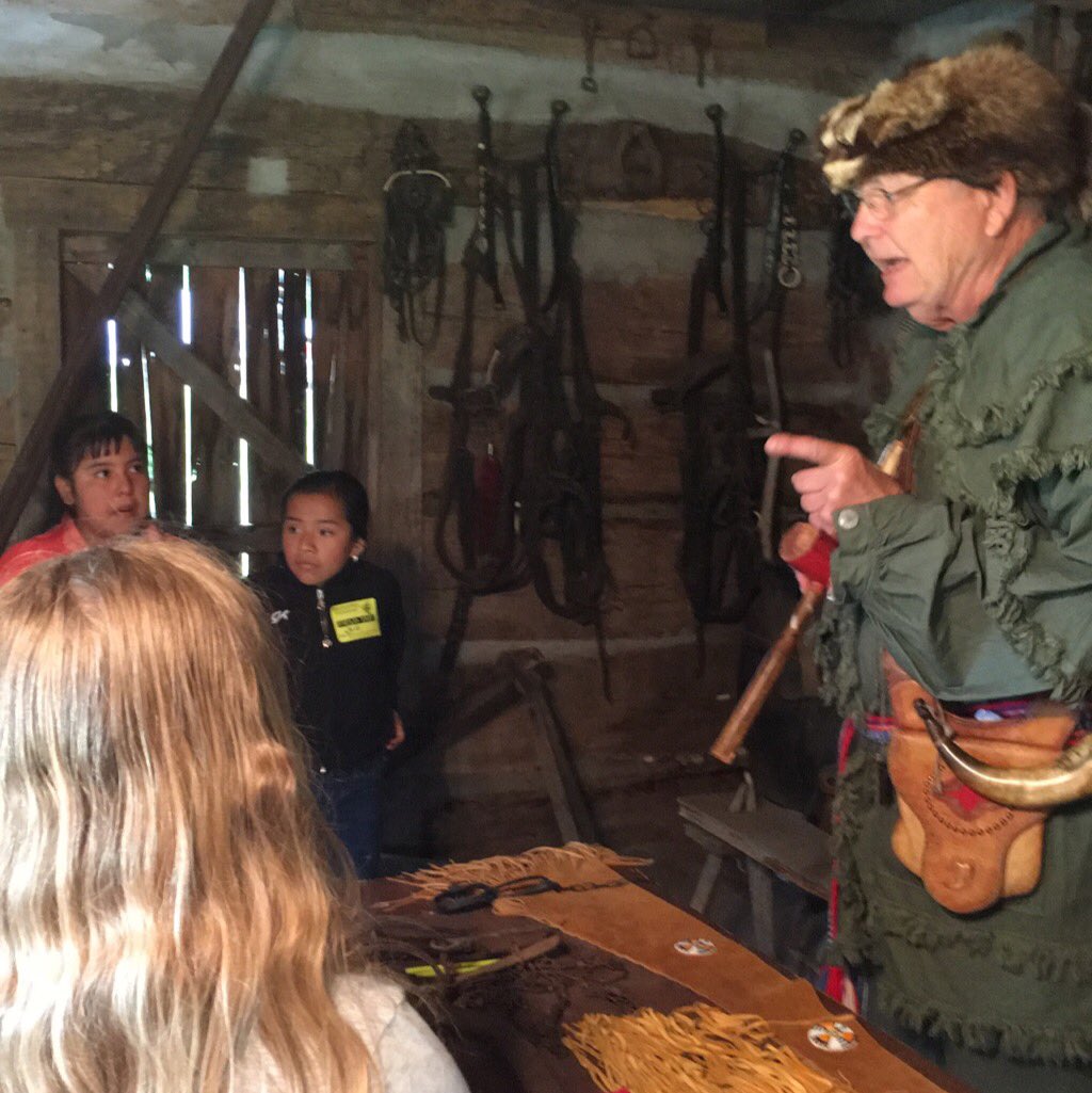 reddingschool's tweet photo. Our 4th grade students had a great time learning Indiana History through hands-on activities at the Jackson County Historical Center. #Soaring2Excellence #StingersUp #ReddingRocks https://t.co/dvvBVzdgaJ