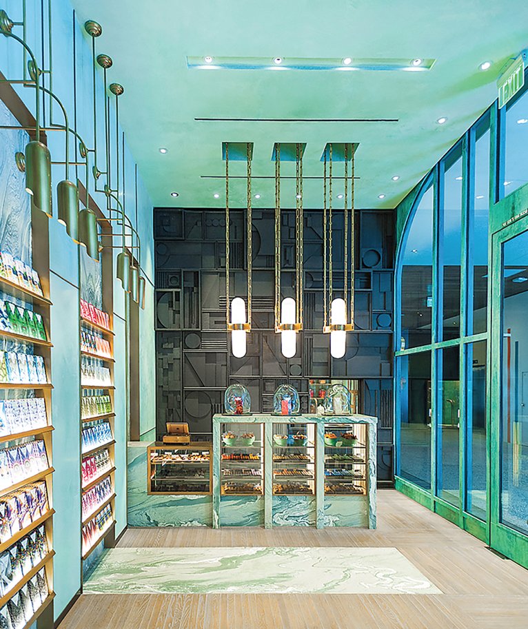 InteriorDesign's tweet photo. Marilyn Monroe was a customer. Oprah's a fan. Inside chocolatier @Compartes's outpost in Century City: https://t.co/vJ1Vcdv6fn https://t.co/4xWDaOpJCP