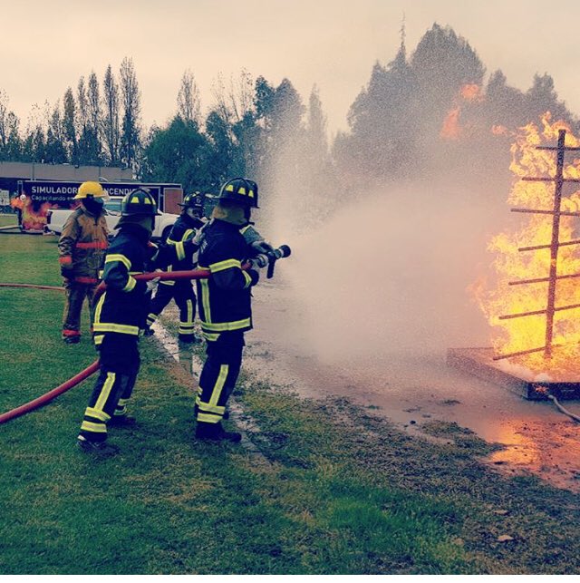 RescueFireStore's tweet photo. No solo #bomberos han comprobado la Efectividad, Comodidad y Eficiencia de nuestro Nuevos Uniformes #Uprotec Con #certificacion Europea EN , Sino q tmb las #brigadasdeemergencias de distintas #empresas ya lo adquirieron. Lo más llamativo de este uniforme es el $$$$ https://t.co/glbcCiXPJ9