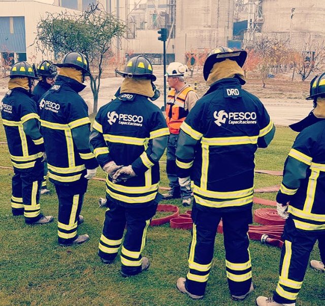 RescueFireStore's tweet photo. No solo #bomberos han comprobado la Efectividad, Comodidad y Eficiencia de nuestro Nuevos Uniformes #Uprotec Con #certificacion Europea EN , Sino q tmb las #brigadasdeemergencias de distintas #empresas ya lo adquirieron. Lo más llamativo de este uniforme es el $$$$ https://t.co/glbcCiXPJ9