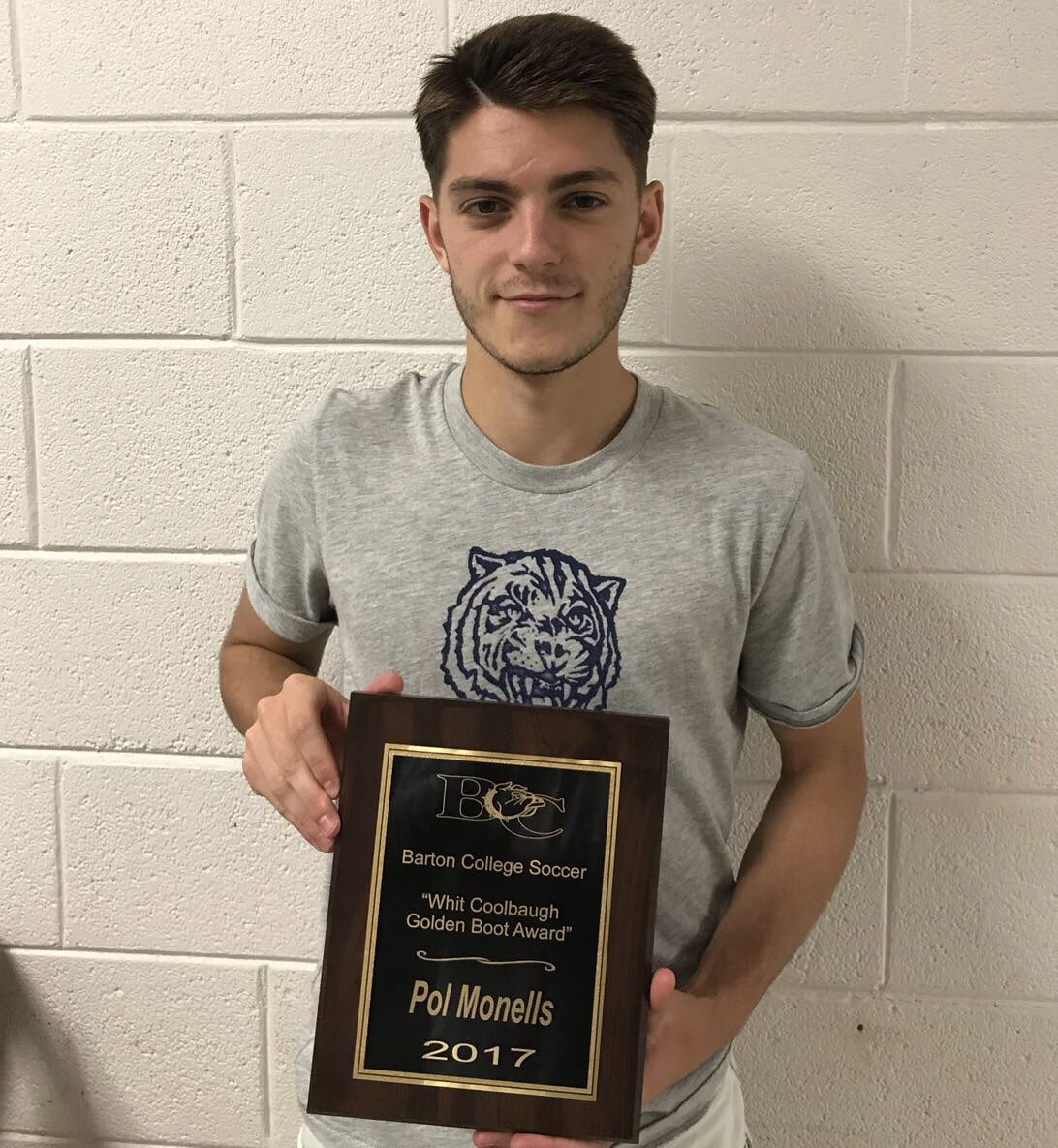 marcmonells's tweet photo. Felicitats per la “Bota d’Or” @PolMonells a 🇺🇸 Barton College

Congratulations🥇 freshman soccer scorer ⚽️ @NCAASoccer https://t.co/zmw8iLaKEP
