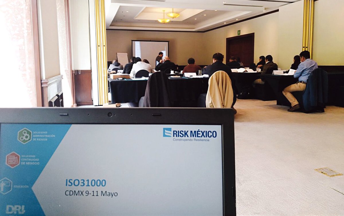 RiskMexico's tweet photo. Les compartimos algunas de las fotos de los participantes en el curso para certificación de la nueva norma ISO 31000:2018. #GestiónDelRiesgo #ISO31000 https://t.co/Nq81eqUrau