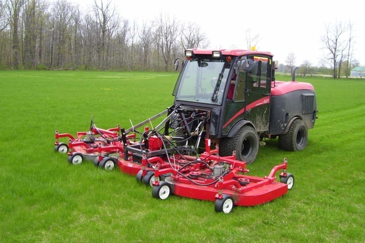 CubexLimited's tweet photo. Cubex is a Proud Supplier of @MacLeanEng Contact our Team Today to learn more about these Great Year Round Machines, The Amazing Attachments or to book a Demo! https://t.co/cvTsJuJiY1 #Landscaping #GrassCutting #sweeper #MultiUseVehicle #ColdPlaner #SnowRemoval https://t.co/t9xbMJySB4
