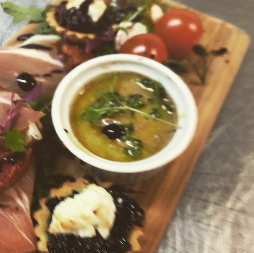 Would you share your food ? <a href="/WeddingAffair/">The Wedding Affair</a> #weddinghour