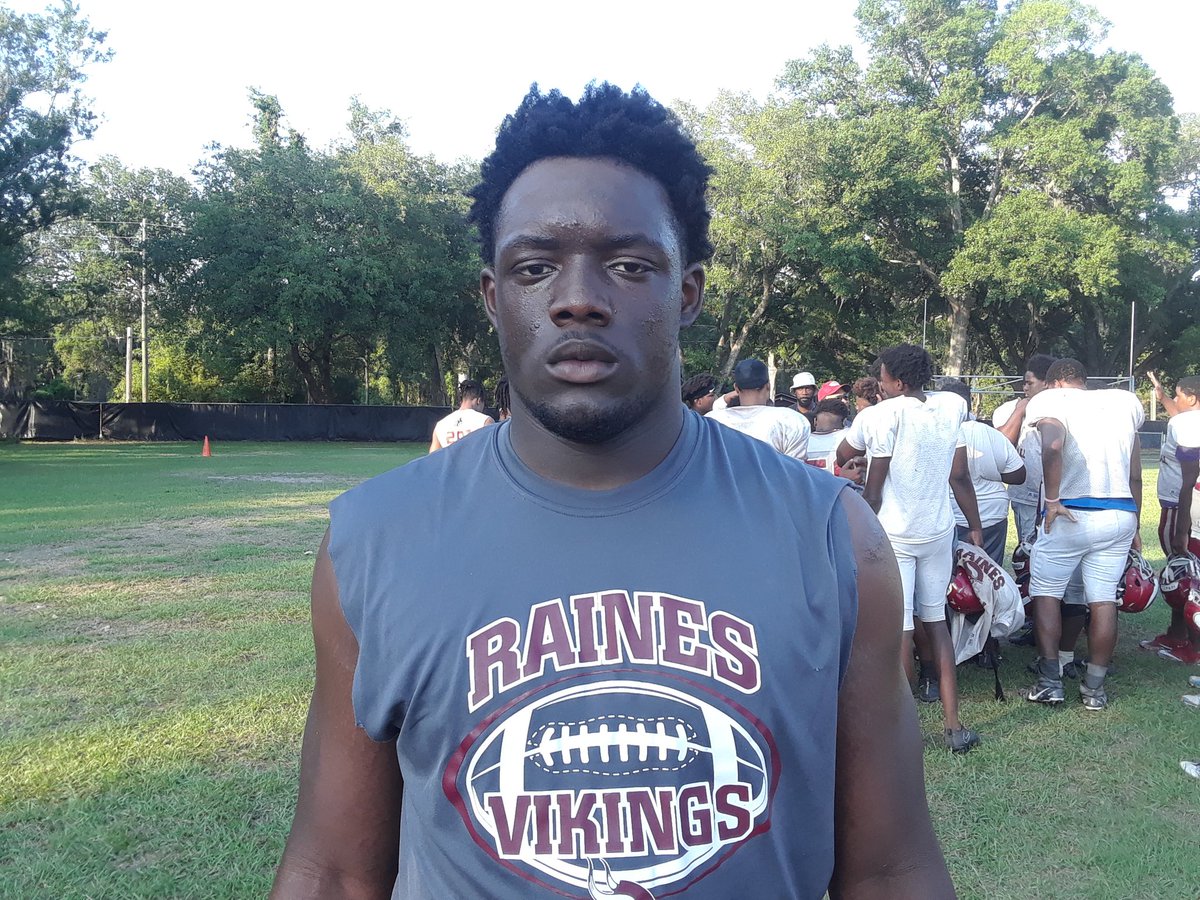 dreamkingfilmz's tweet photo. Janorris Robertson 2019 DE
6'2 240 3.2gpa 19act 1050sat
- 2017 8 sacks 38 Tackles
https://t.co/QNXtx8fUqp
Unblockable off the edge and will be key for the Viks and their chance to repeat as champs.
#SaturdayPlayer https://t.co/AQqKjZxPt2