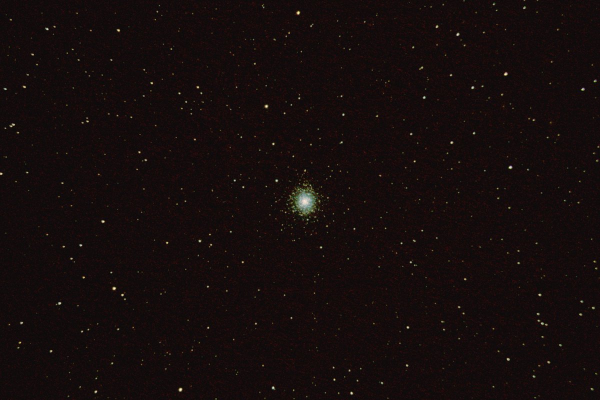 kalon1701's tweet image. #messier92 30 x 30 second exposures, stacked with #deepskystacker mucked about with in #photoshop #astrophotography
