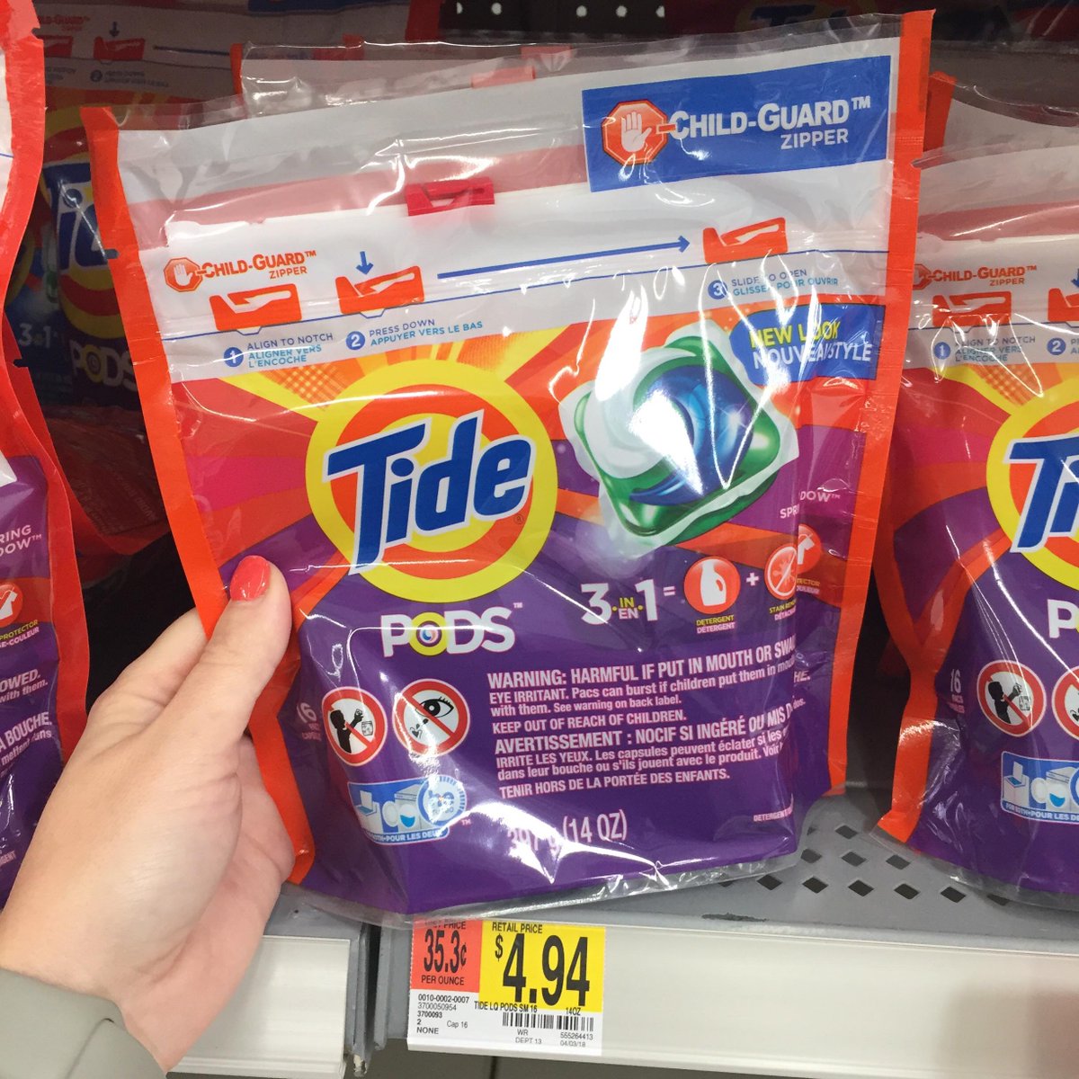 CouponCraving's tweet photo. TWITTER: #SAVINGS TIP: Take the #QuickColdPledge with @tide PODS by switching your #laundry to quick &amp; cold to #savetime, #money and lighten your #environmental impact: a triple #win! $2 #coupon for @Walmart in your Flipp App #ad @https://tap.fit/SJIygMqaG #save #coupon #coupons https://t.co/TX5aisYitp
