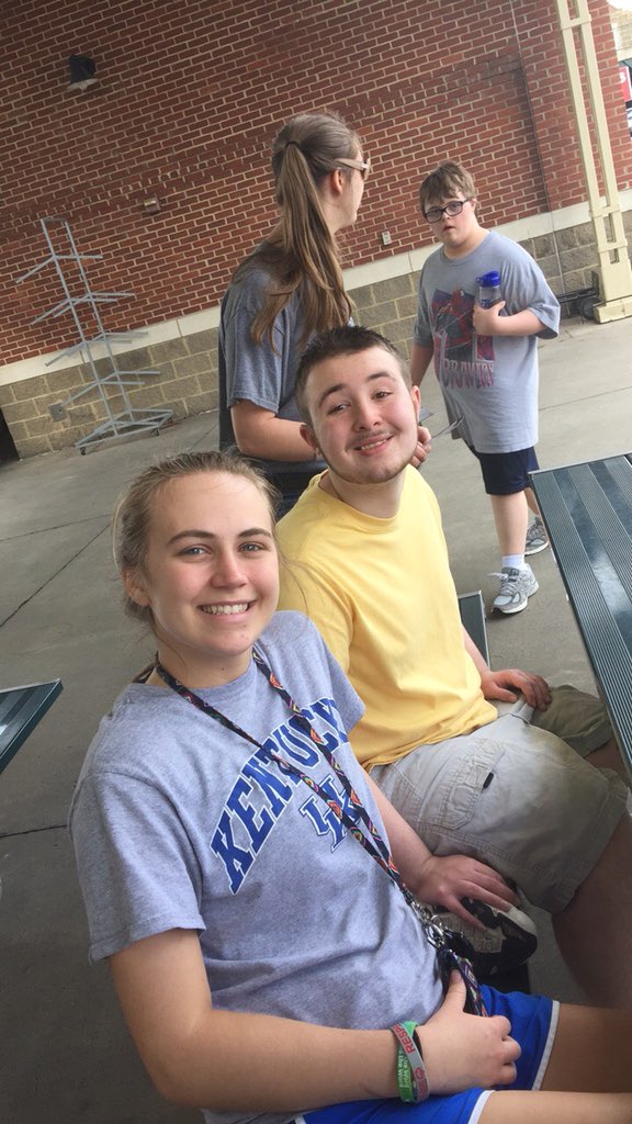 trdarnell's tweet image. Sunshine and baseball is good for the soul ⚾️❤️☀️ #projectunify #batsbaseball