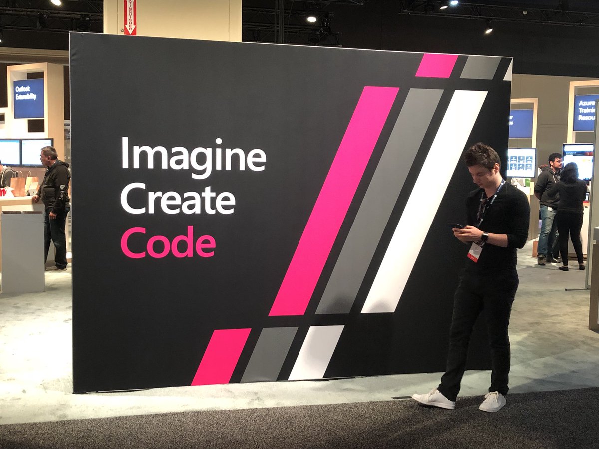 marco_dejong's tweet photo. #Microsoftbuild2018 new solutions, ideas and a great partner! #Azure #Dynamics365 https://t.co/K15X6wHJf0