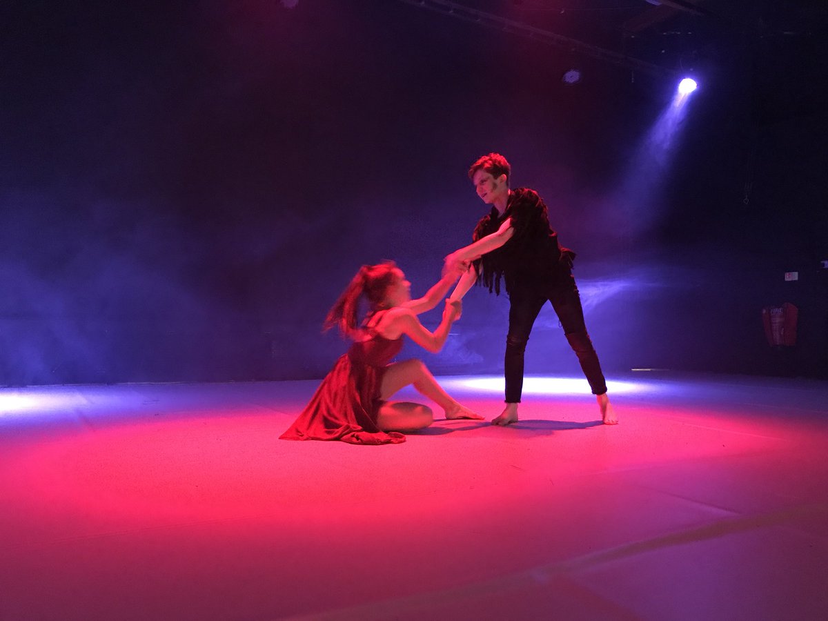 MrsThomasBeacon's tweet photo. A few great shots from tonight’s Beacon Spring Dance 2018. Huge congratulations to all of the performers this evening #ProudTeacherMoment @Beacon_Academy @sirhenryfermor @Gussie75 @CrowboroughLife https://t.co/MCeaBnR3uu