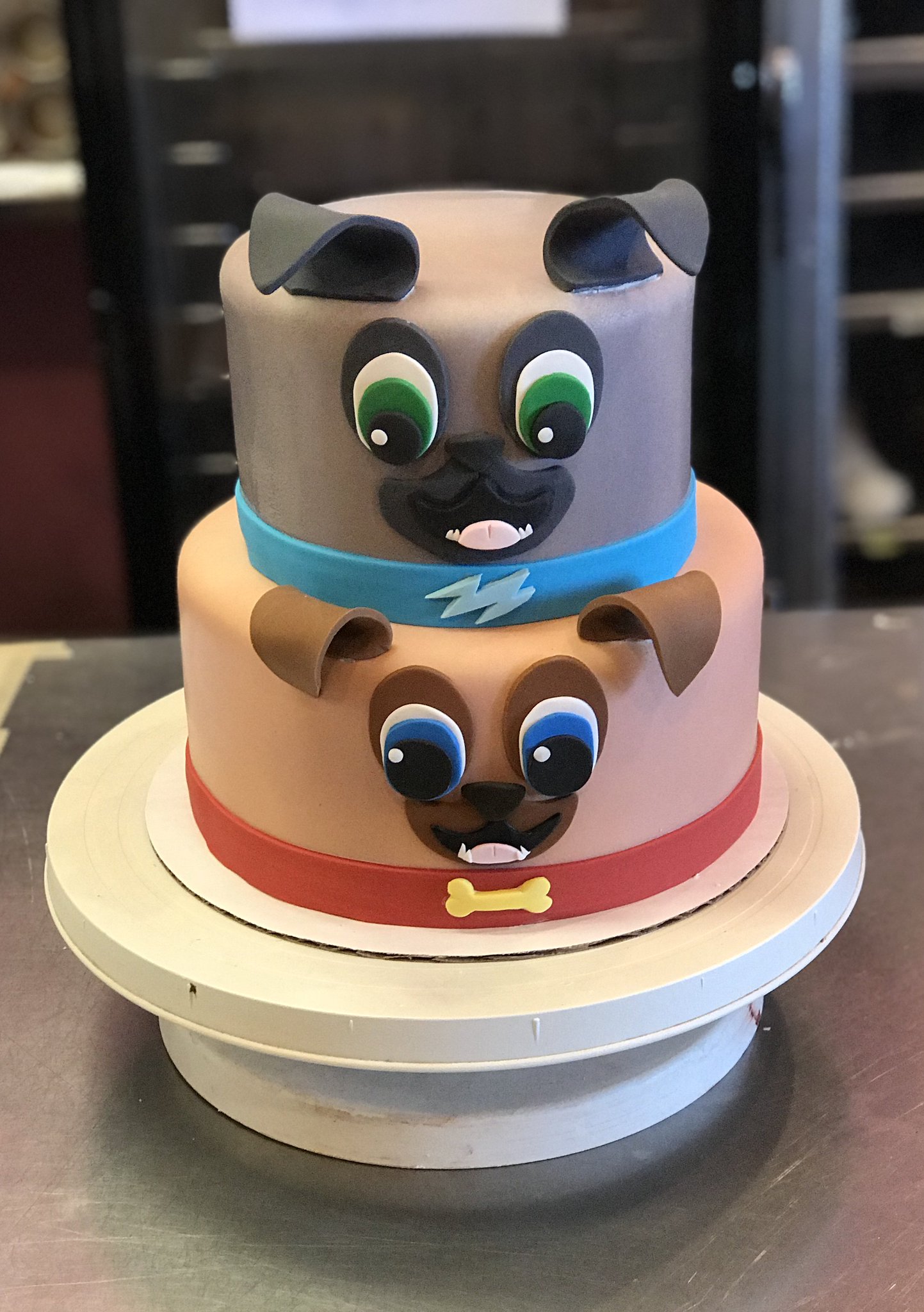 Puppy dog pals birthday cake hotsell for girl