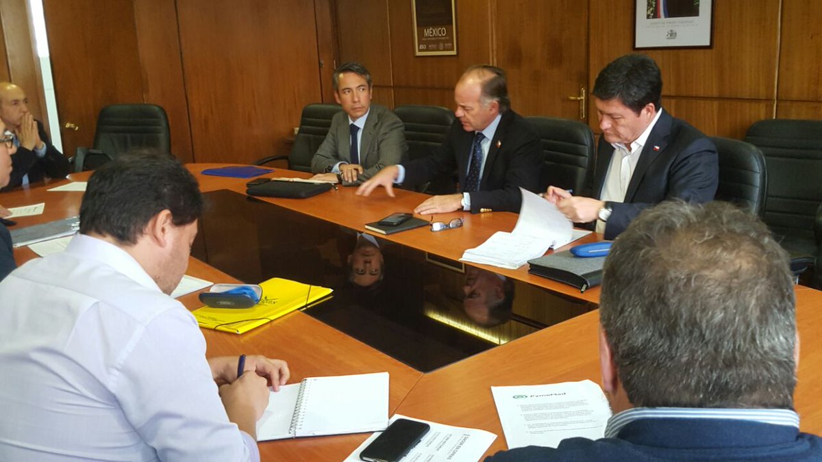 En estos momentos nos encontramos reunidos como Pymemad junto al Ministro del  <a href="/MinagriCL/">Ministerio de Agricultura de Chile 🇨🇱</a> <a href="/antoniowalkerp/">Antonio Walker</a>, el Director Nacional de <a href="/conaf_minagri/">CONAF - Corporación Nacional Forestal</a> <a href="/jmrebolledo/">Jose Manuel Rebolledo C.</a> para hablar sobre temas de interés del desarrollo maderero y de las pymes madereras