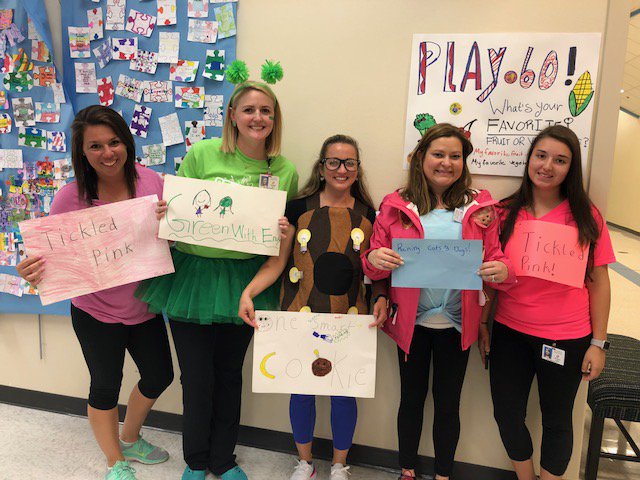HaggarMariners's tweet photo. Make no bones about it ...  @haggar3rd knocked it out of the park today with their Idiom Parade! #haggarlearns https://t.co/BkJkeRmKAQ